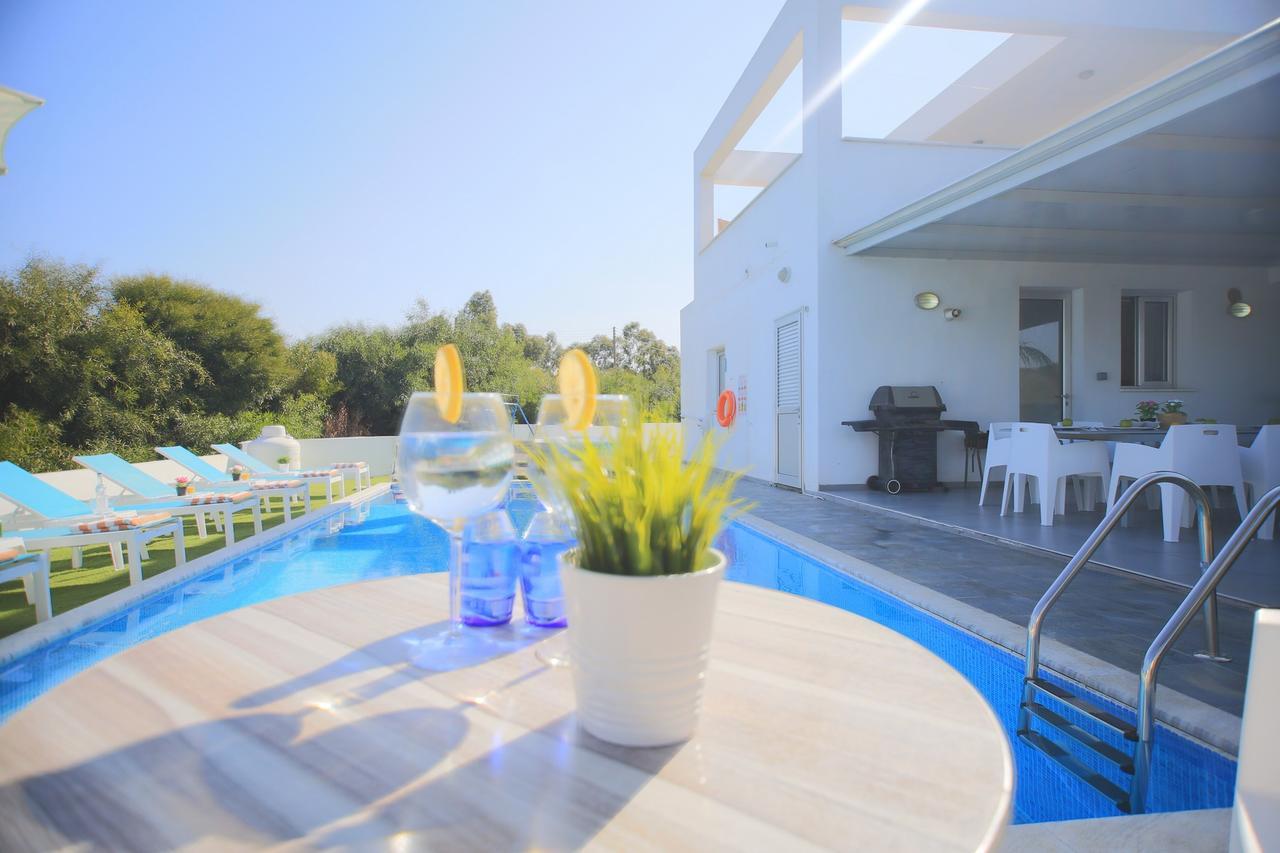 Akefalou Bay Villa Протарас Екстериор снимка