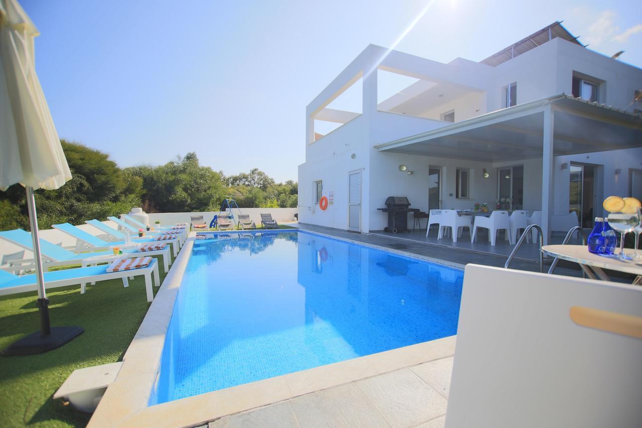 Akefalou Bay Villa Протарас Екстериор снимка